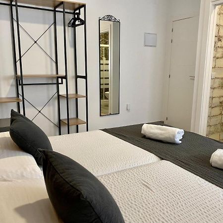 Anka Kurro Bed & Breakfast Rota Exterior photo
