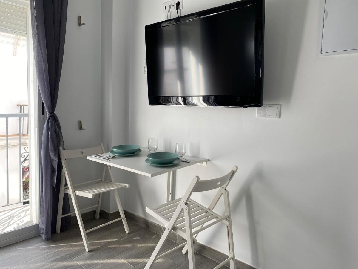 Anka Kurro Bed & Breakfast Rota Exterior photo